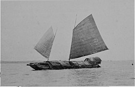 A casco in Manila Bay in full sail (c. 1906)