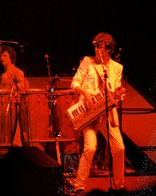 MacKay performing with Elkie Brooks in 1983.