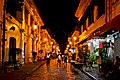卡耶克里斯罗果（Calle Crisologo）街道夜景
