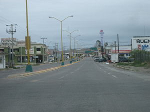 North to border crossing on Blv. Libre Comercio in Ojinaga