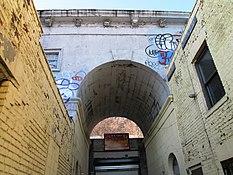 The arch as seen from below (2015)