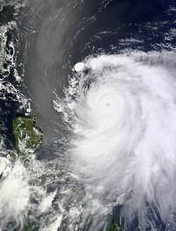 6月17日，接近最高強度的超強颱風古超