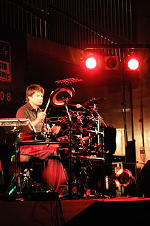 Rabb performing in October 2008