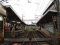 从车站大楼侧望向站内。后方为琵琶湖线