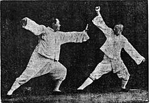 Yang Chengfu utilizing the single whip technique.