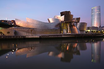 Guggenheim Museum, Bilbao, Spain, by Frank Gehry, opened in 1997[267]