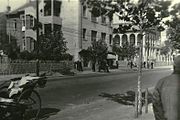 約1940年代的中山路湖南路路口西南角