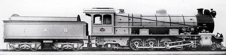 NBL builder's picture of no. 1520, 1st batch, with Type MP1 tender, c. 1919. Note the absence of a top-feed feedwater supply.
