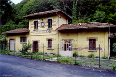 The former Pracchia (FAP) station, in front of the working one