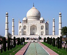Taj Mahal in March 2004