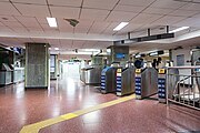 Line 2 west concourse (gates no longer in use)