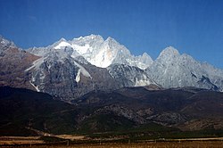 玉龙雪山