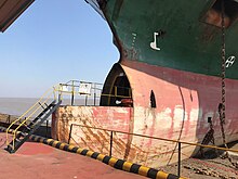 Safe accesses to the ships during recycling[64]