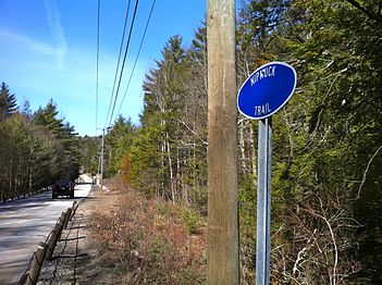 Nipmuck Trail sign on CT-171 outside Bigelow Hollow State Park.