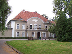 Historic manor in Borowo