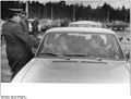 東德邊防軍檢查車輛，1972年3月