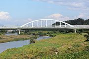 度过流动于名古屋市与春日井市交界的庄内川。[20]。