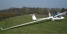 ASH-25双座有动力滑翔机