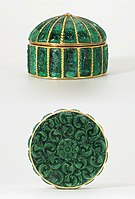 Emerald-set box, Mughal India, c. 1635