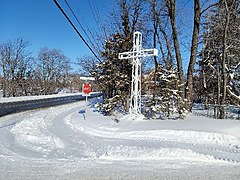 Wayside cross in Mont-Saint-Hilaire (corner of Chemin des Patriotes and rue de Lisbonne)