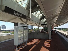 Platform of Spring Hill station in 2014