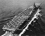 1943年5月，艾塞克斯号航向夏威夷，预备参与太平洋战争。