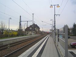 乌布施塔特－韦尔火车站
