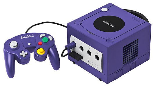 GameCube, by Evan-Amos