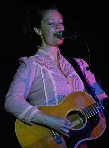 Tessa Rain performing at The Ruby Lounge, Wellington (2010)