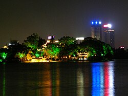 嘉兴南湖夜景