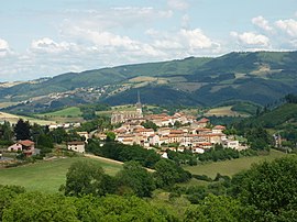 The church and surrounding buildings in Saint-Just-d'Avray