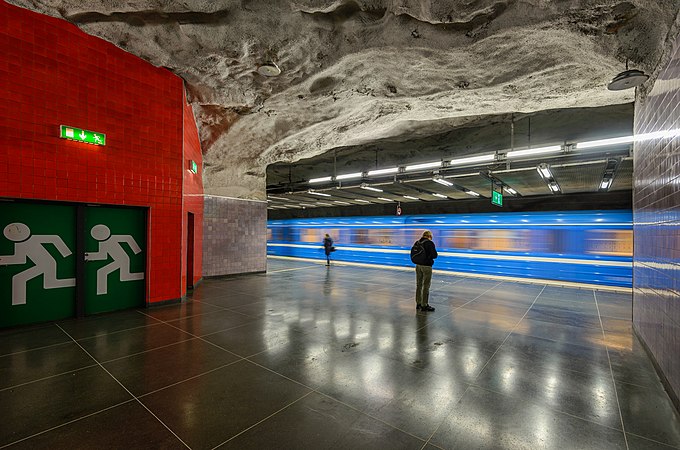 图为斯德哥尔摩地铁的大学站。