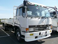 1990–1993 (second) facelift model, here as an FV, straight cargo truck