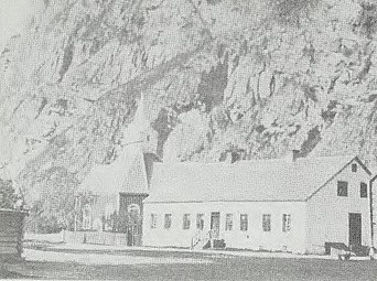 Picture of the old church (1864-1885)