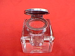 Glass inkwell