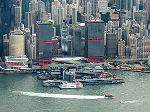 信德中心和港澳码头是香港居民前住澳门的主要途径