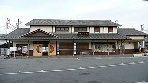 车站大楼与爱知川社区屋