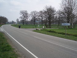 Entering Padhuis (Place name sign on the Europaweg)