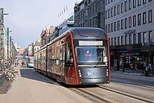 Tram on Hämeenkatu.