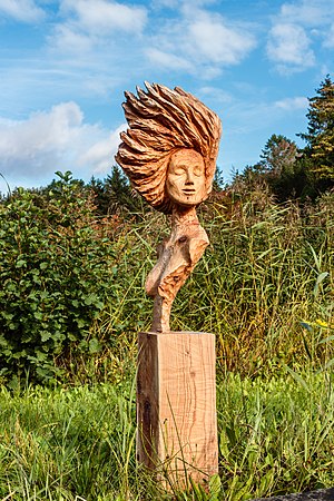 Jeroen Boersma的雕塑作品《在风中》。位于哈伦植物园。