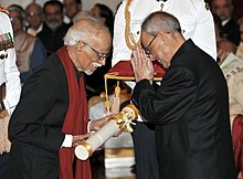 The President, Shri Pranab Mukherjee, presenting the Padma Shri Award to Shri Lambert Mascarenhas in 2015