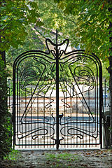 Gate of La Hublotière, country house of Hector Guimard (1896)