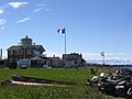 A lighthouse-like house with a sheltered façade in Caraquet.