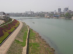 A pontoon bridge, Xiang River