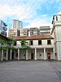 前香港水警总部主楼 （现已改作酒店后花园）