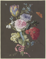 Blumengebinde aus Anemonen (Anemona), Tulpe (Tulipa), Mohn(Papaver), Narzisse (Narcissus) und Aurikel (Primula auricula) mit braunem Schmetterling