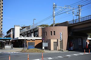 JR鹤舞站公园口与地铁3号出口