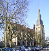 圣让巴蒂斯德教堂（法语：Église Saint-Jean-Baptiste de Sceaux）