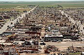 Aftermath of an EF5 tornado in Greensburg, Kansas