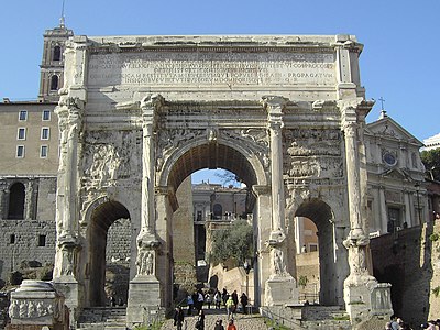 塞维鲁凯旋门，建于公元203年-205年
